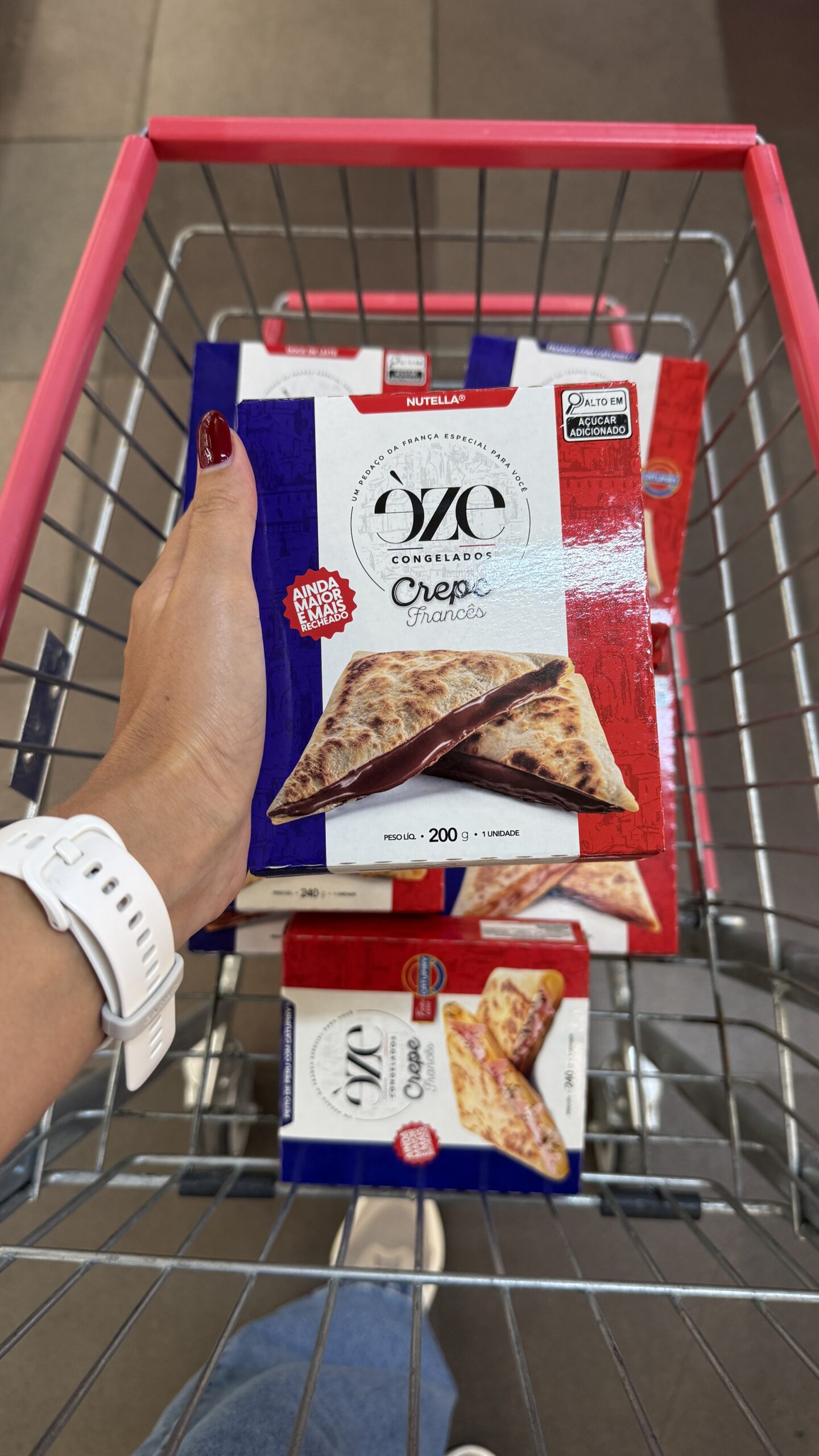 freezer vertical para seção de congelados em mercadinho